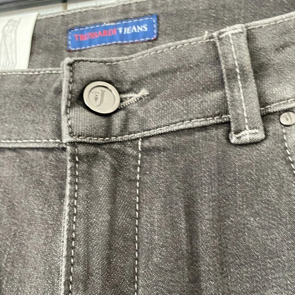 NWT TRUSSARDI JEANS Made in Italy UK 27/29/IT43